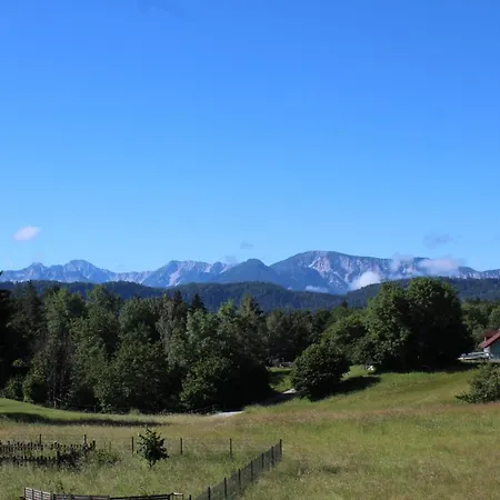 Familie Zimmermann Holiday home Keutschach am See