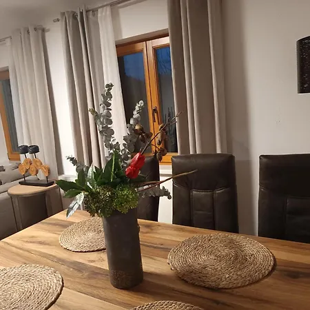 Familie Zimmermann Holiday home Keutschach am See